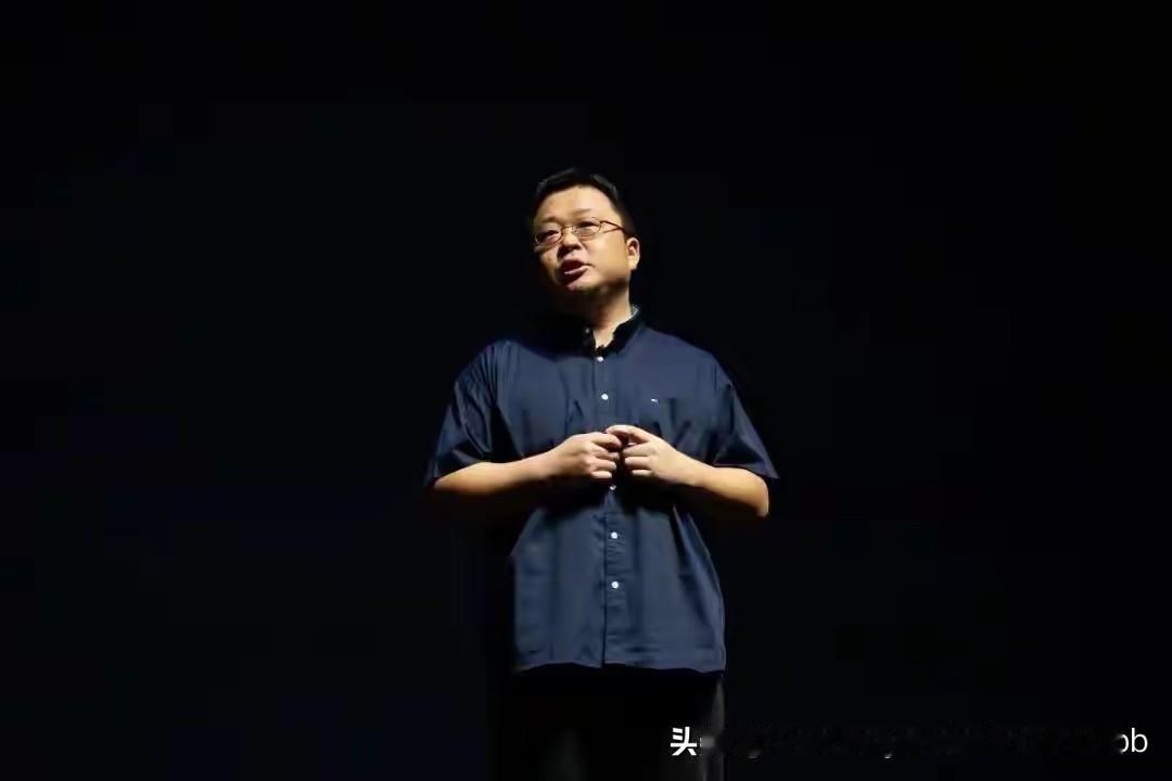 罗永浩虽然犀利，但始终在法律和逻辑范围之内。但始终在法律和逻辑的圈子里转。可西贝