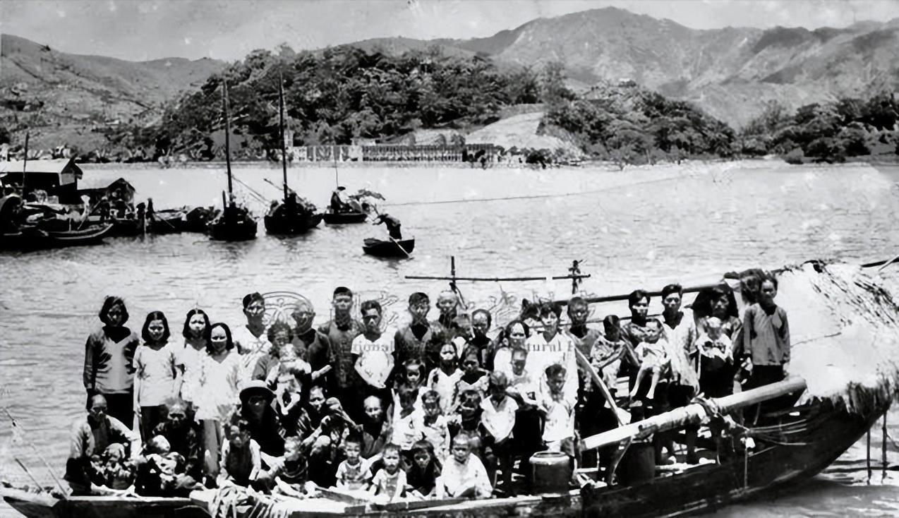 1960年3月，广东惠阳渔民苏就带决定带领全族逃港。为了掩人耳目，他把家族的两艘