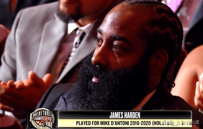德安东尼名人堂演讲盛赞哈登，登哥泪洒现场！今天，NBA篮球名帅德安东尼入选2