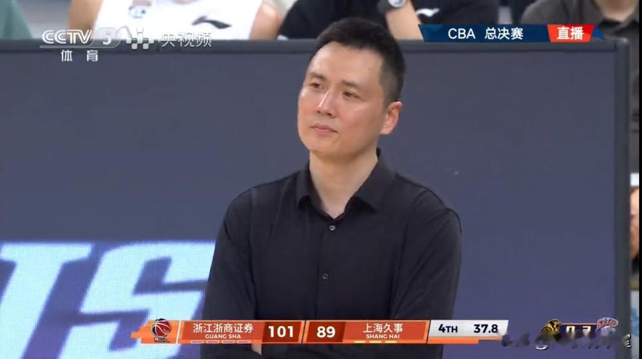 上海未能4：0横扫广厦夺冠，上海球迷不必颓丧，其实是卢伟故意放水而已，夺冠只是时