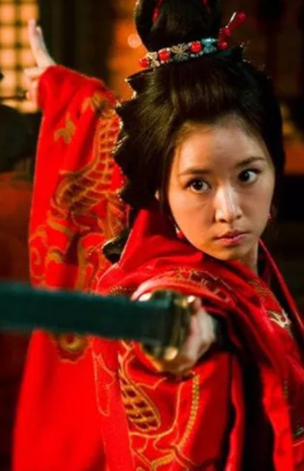 2007年，31岁的林心如到《新三国》剧组试戏，毛遂自荐想演貂蝉，导演高希希一口