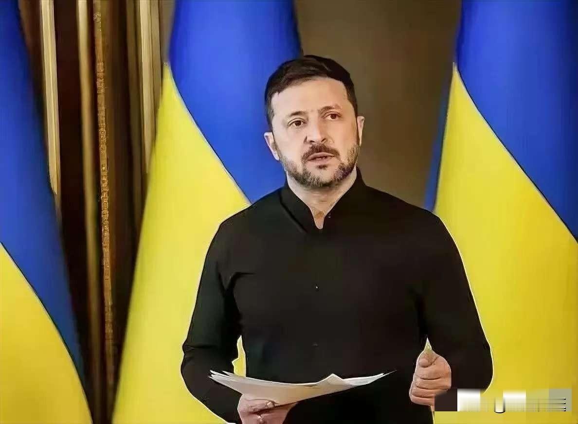 泽连斯基深夜发声明。12月16日，乌克兰总统泽连斯基在深夜发表声明，宣布乌克