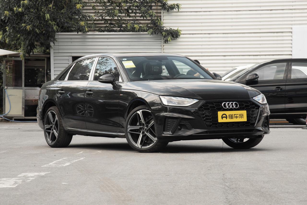 连续一年月销量不过万台！奥迪A4L为何不受欢迎了？曾经和宝马3系、奔驰C级平起