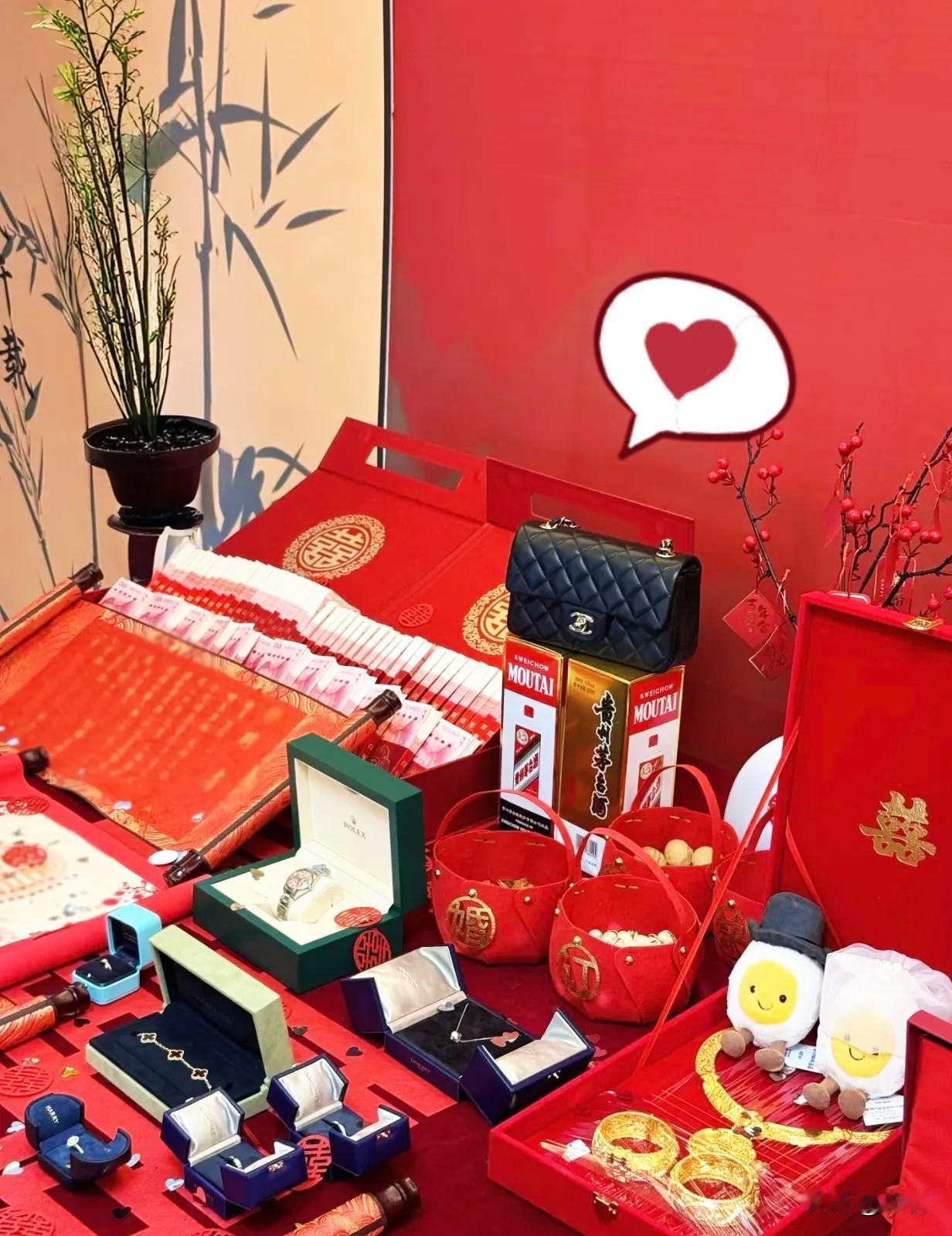 五一期间，侄女的未来婆家上门提亲，我哥一开口就列了12条结婚要求。头一条就挺让