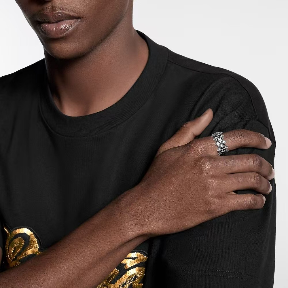 打算买个戒指，大家感觉适合我不？