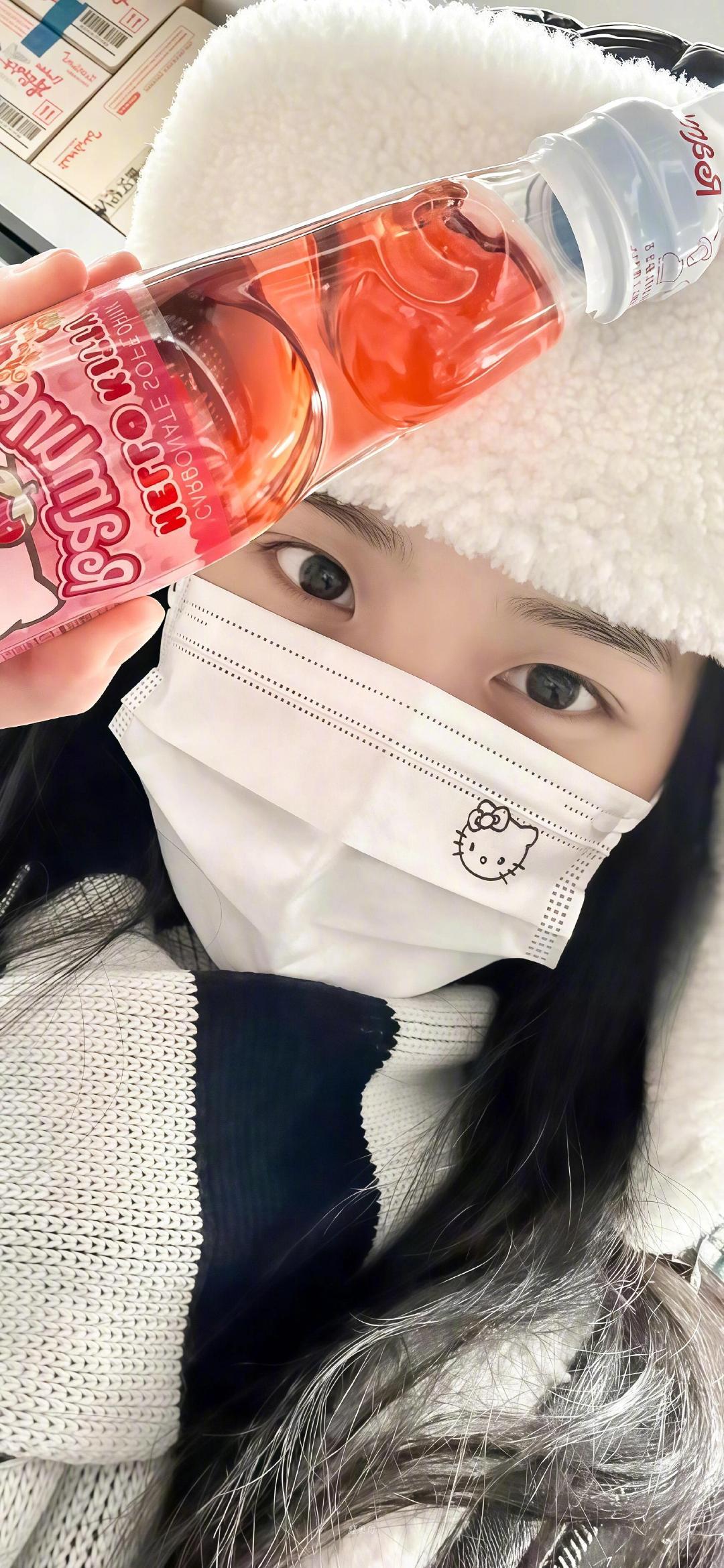 jisoo壁纸👗👗👗​​​🔥#女生头像##头像#​