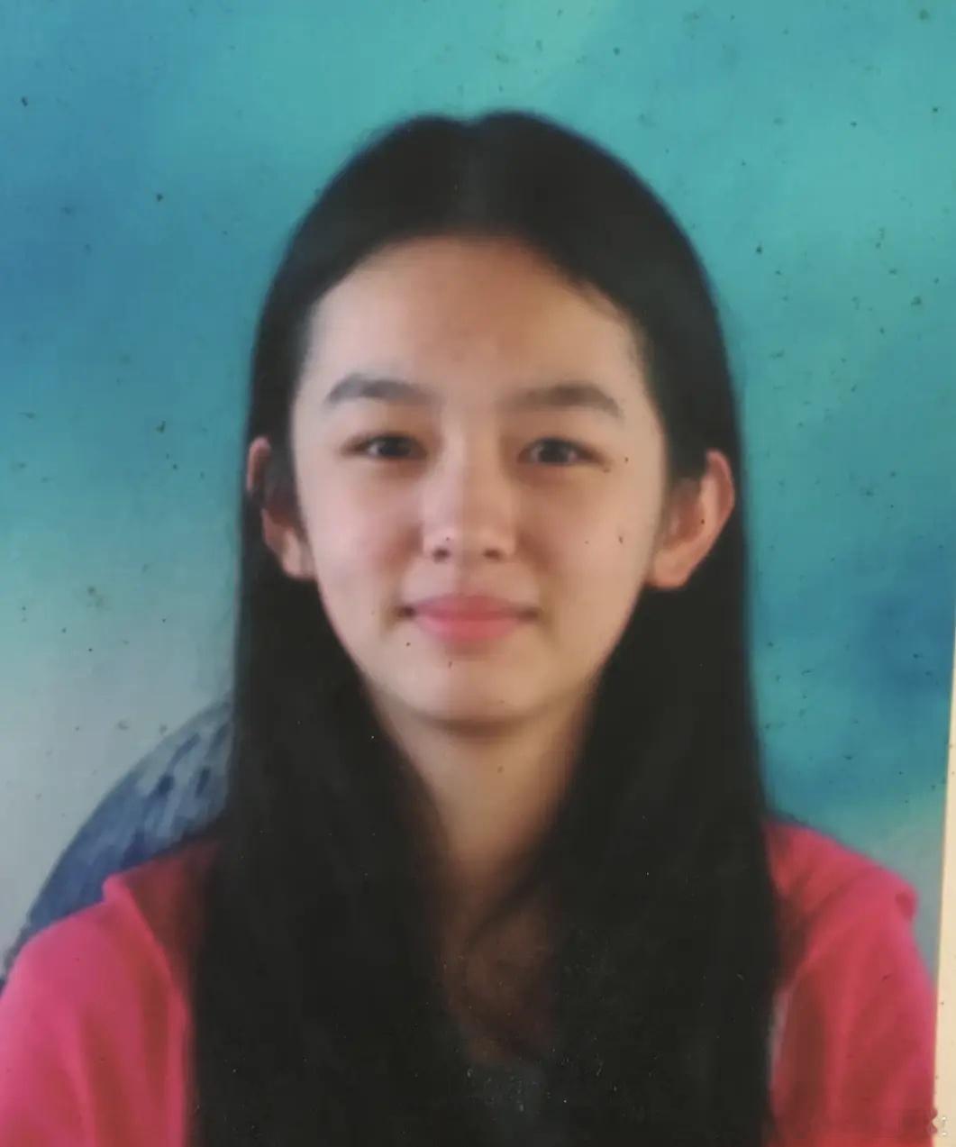 也子高中还像小孩张婧仪高中已经有星味儿了​​​