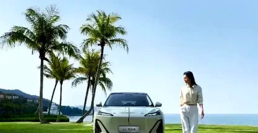 ‌【2025年国补新政策震撼发布！新能源车迎来黄金时代，充电速度逆天，省钱又环保！】‌