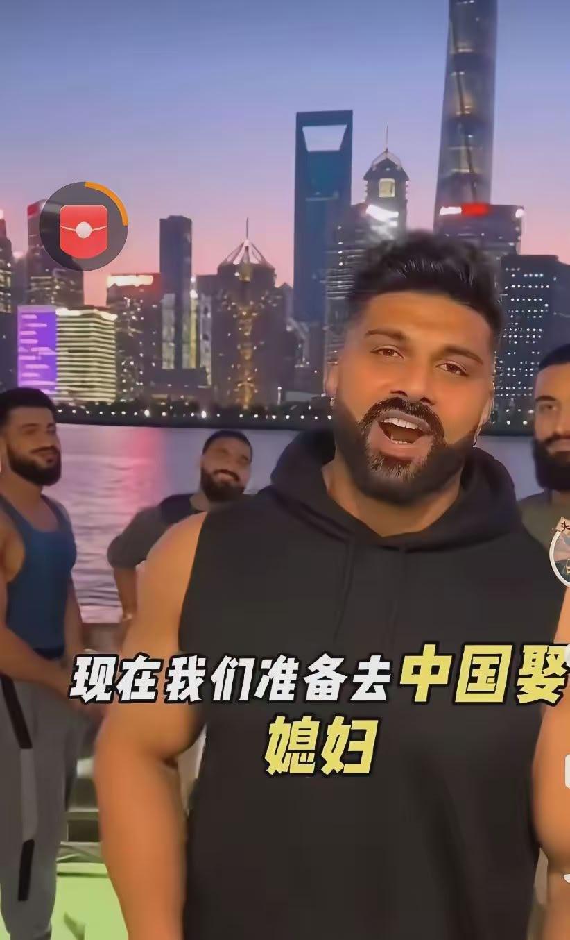 外籍壮汉“来华娶媳妇”，我在寻找一个中国妻子，但我有一个条件。女孩要愿意做一