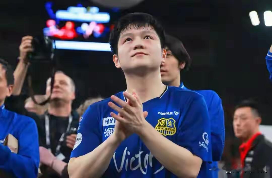 杜塞尔多夫亏大发了。杜塞尔多夫啊，说你什么好，去年这个时候，樊振东首选的可是