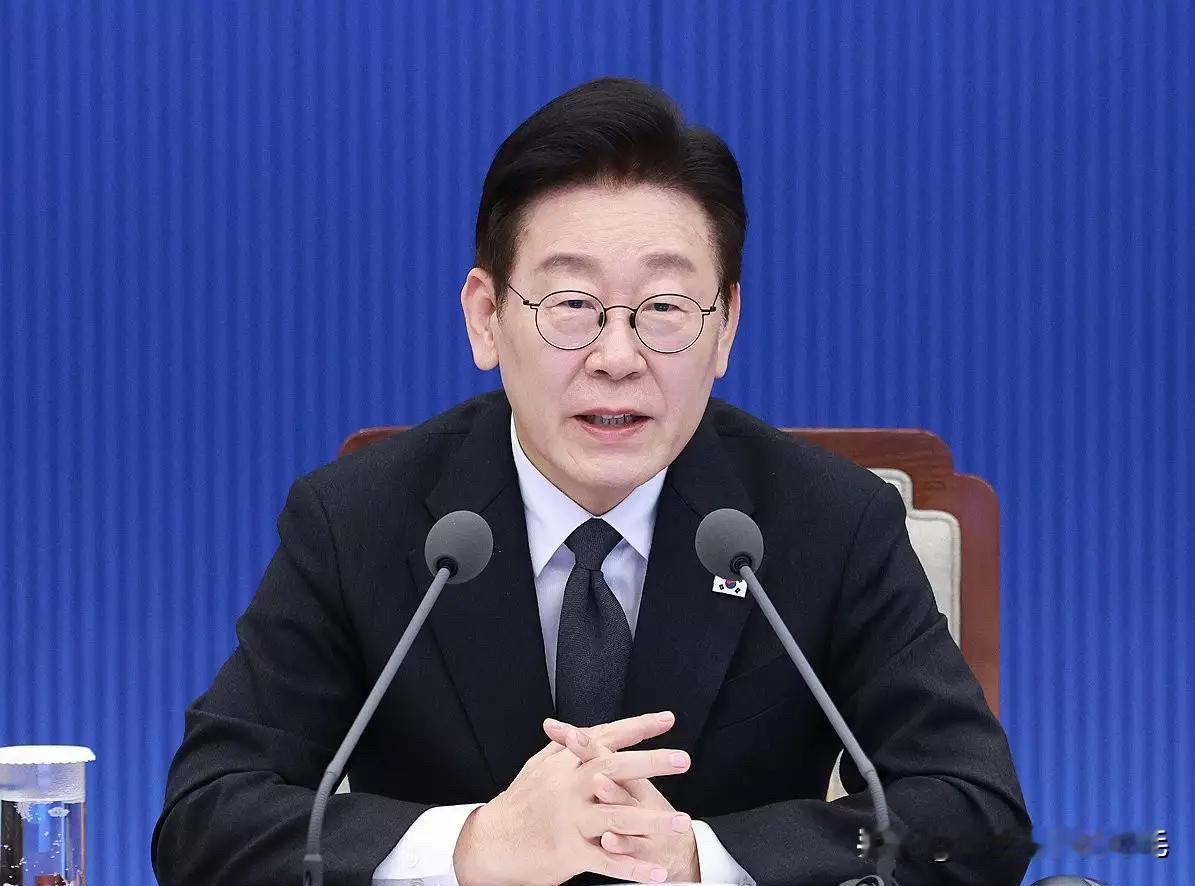 1月30日韩国民调机构盖洛普发布民调显示，总统李在明国政支持率为60%，虽较上周