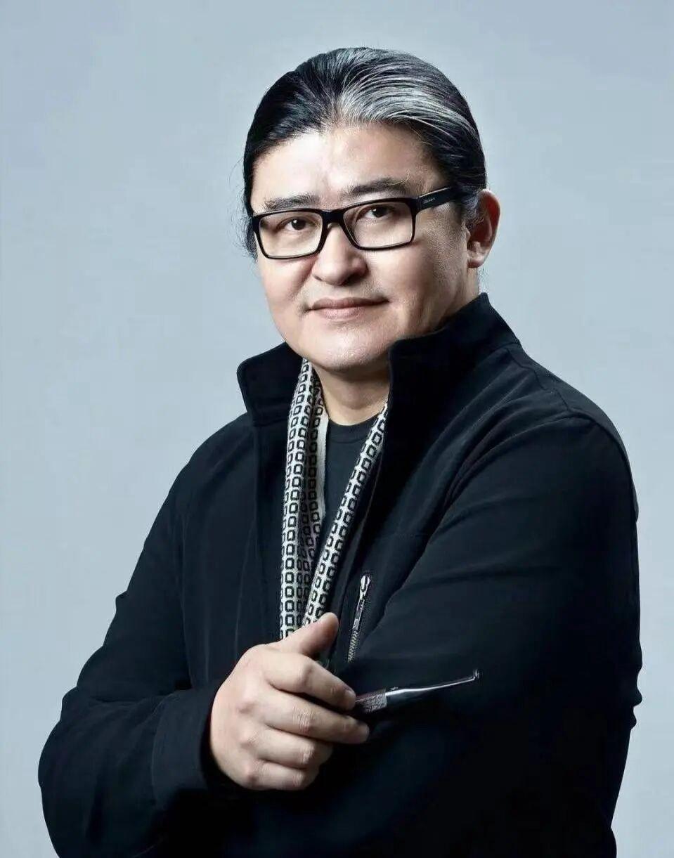 人生无常啊一觉醒来，刘欢没了还没有从游本昌去世的阴影中走出来又看到了刘欢离
