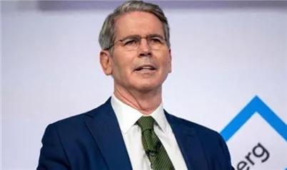 伊朗打破美国8年封锁！央视报道，3月19日，美国财长贝森特表示，美国不再阻止伊朗