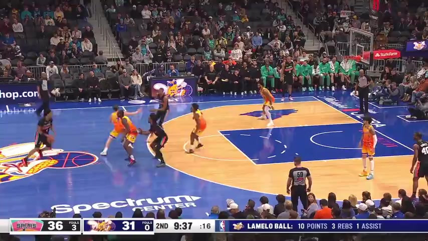 【每日精选】震撼扣篮动作全记录