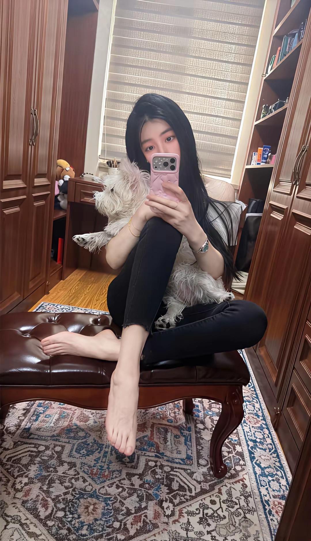 喜欢这种安逸的生活一人一狗