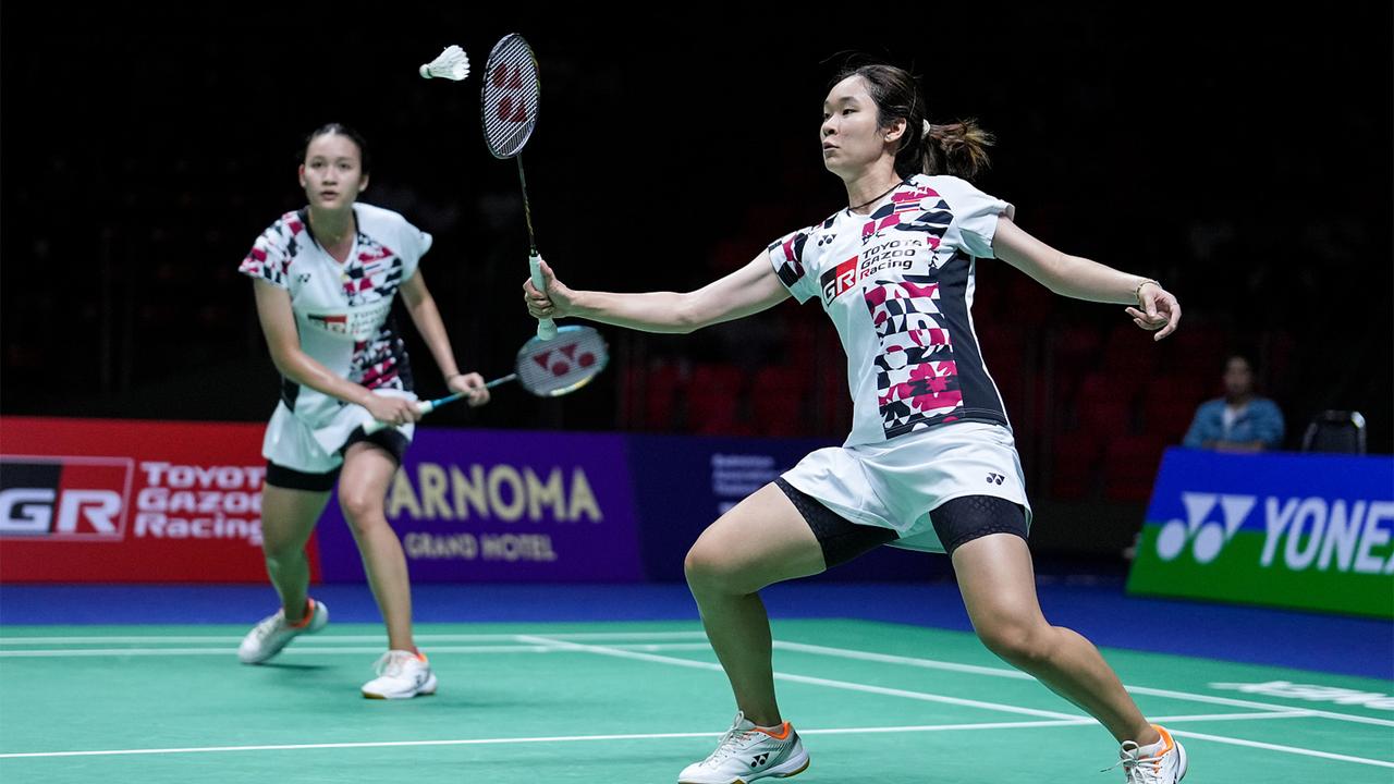 刚刚结束了一场泰国羽毛球大师赛女双半决赛，女双4号种子、日本组合大泽佳步/田部真