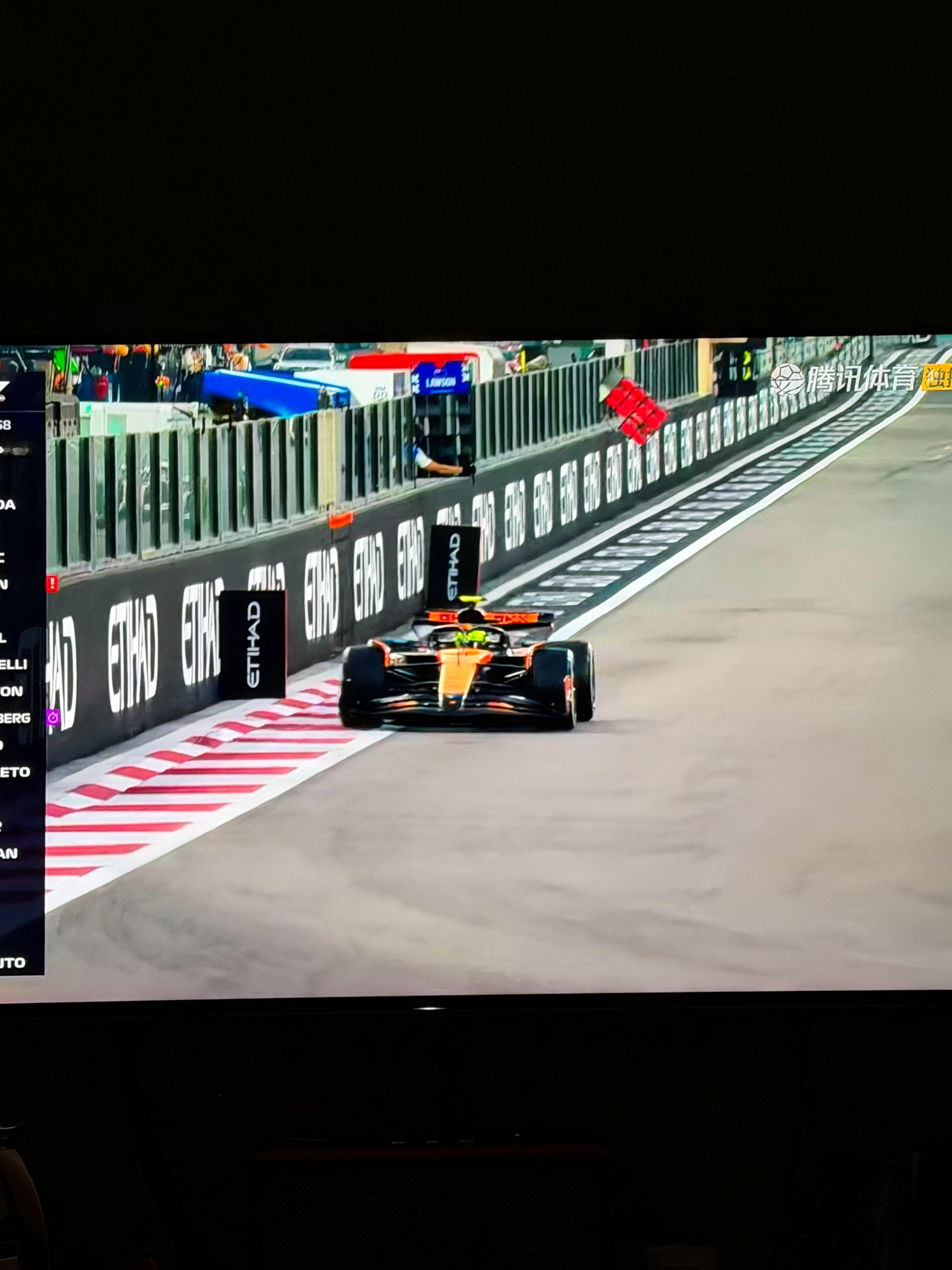 现在，诺里斯前面是角田桑！yukiislegend！