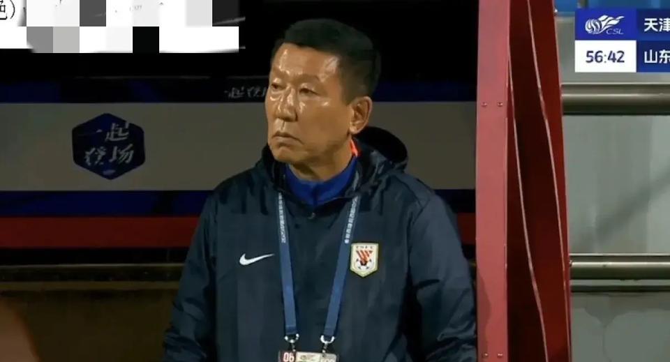 能看得出来，崔康熙不想带了，其实球员也不想跟着他踢了，与其这么挣扎，不如当断则断