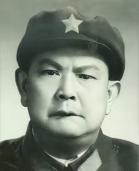 1941年，新四军参谋带着2个伤员打游击，3人仅仅只有1支枪，谁知短短4年，这个