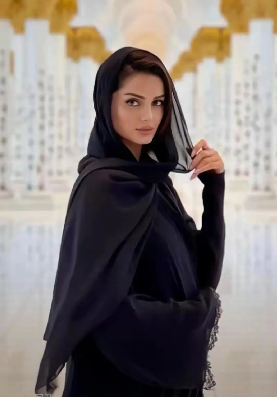 伊朗第一超模，波斯女人就是不一般，漂亮极了