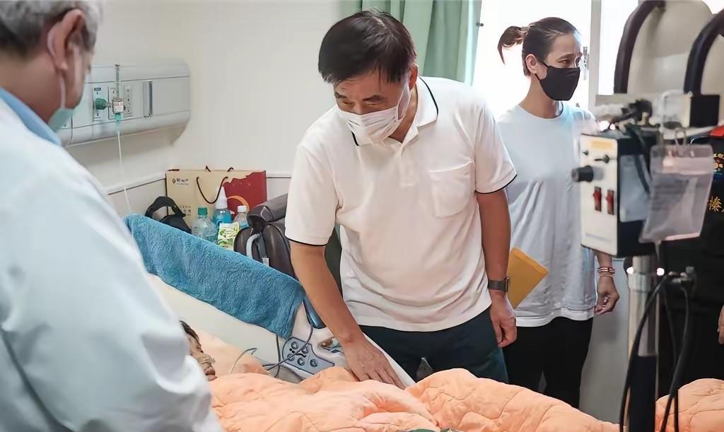 郝龙斌说他不参加今天和明天的国民党主席参选人辩论会了，因为他有更重要的事情要做，