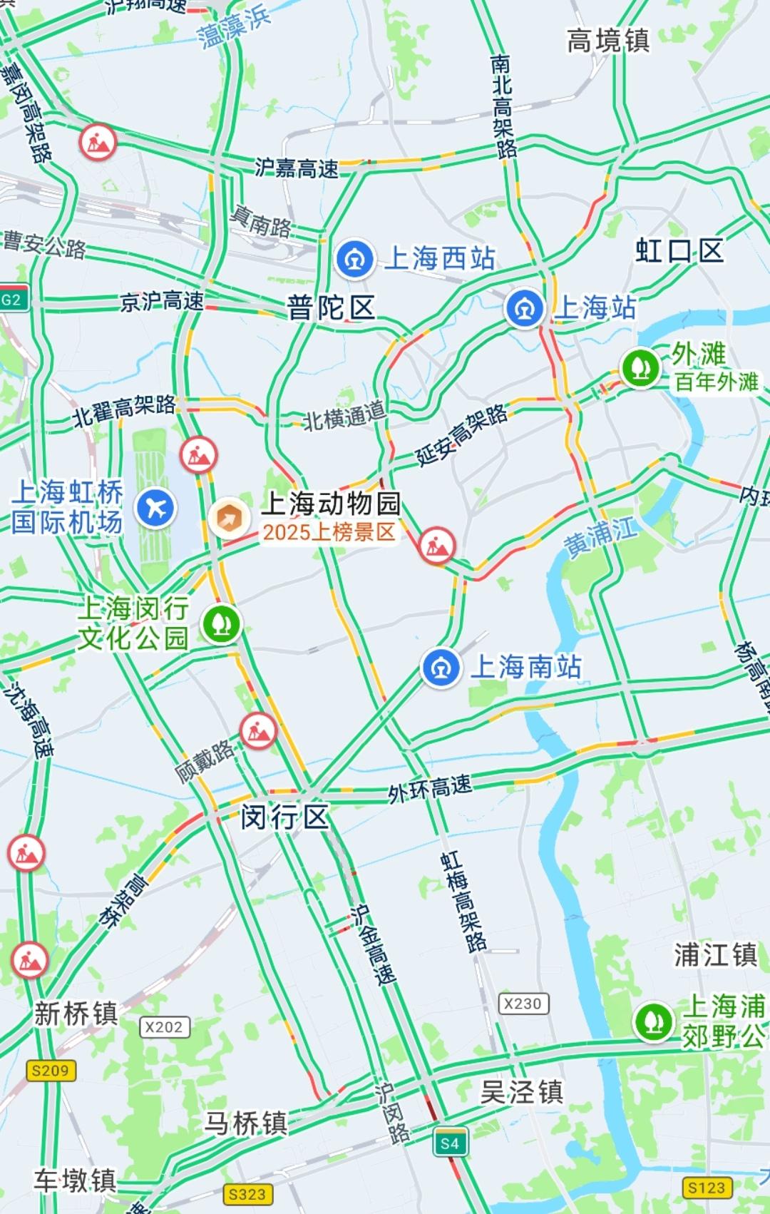 机场特别近的城市，上海、厦门、天津、大连。去这几个城市出差的人很幸福，机场在市区