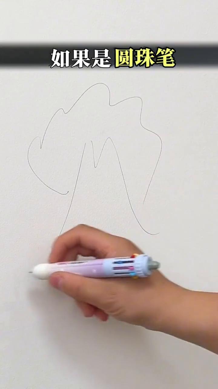 墙面各种笔迹一招全搞定！家里的白墙被熊孩子用蜡笔画毁了，你就用吹风机加热用酒精