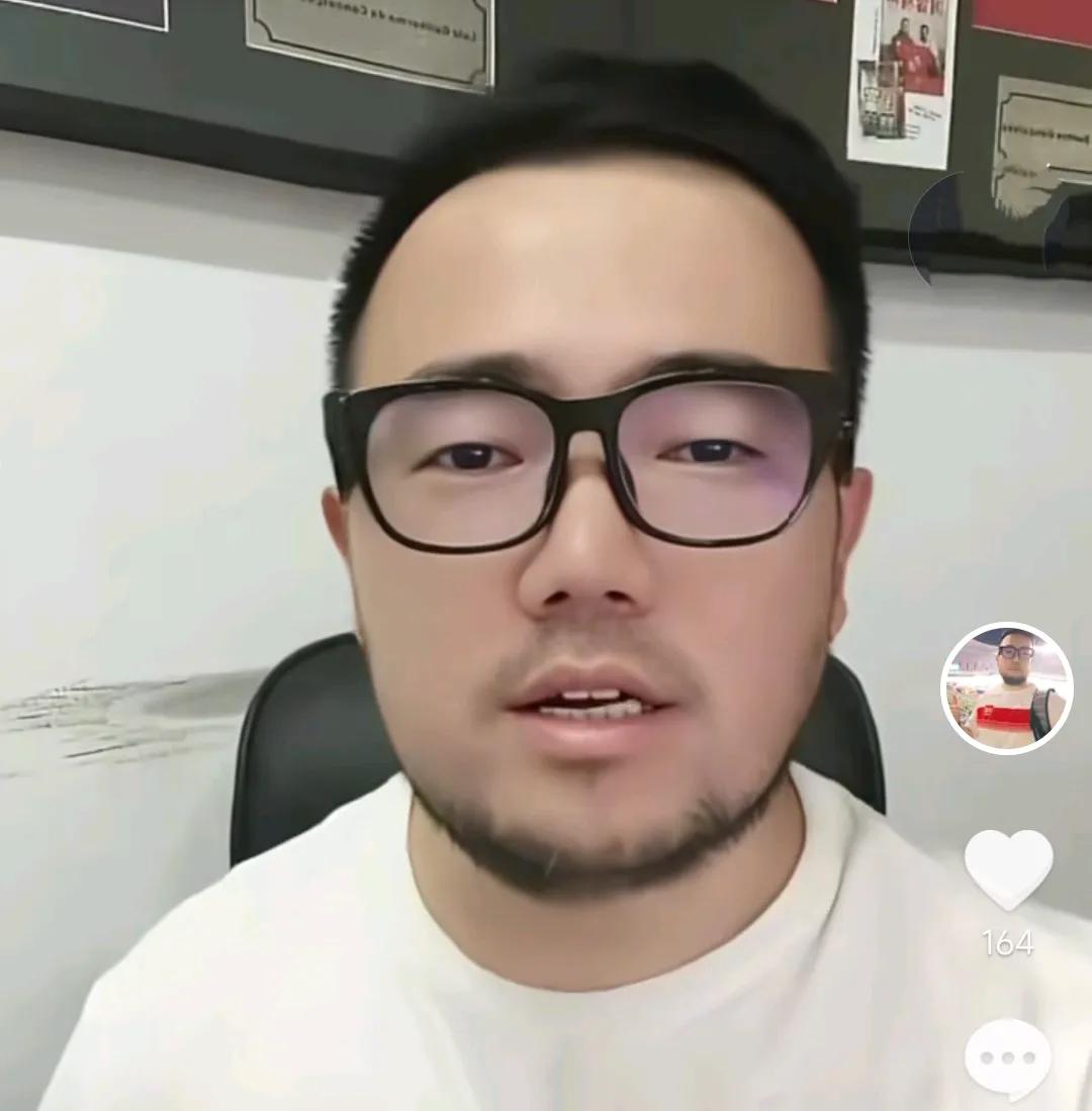 媒体人潘伟力表示，前国足主帅伊万有一句话让他不能接受。潘伟力在直播间谈到了伊万