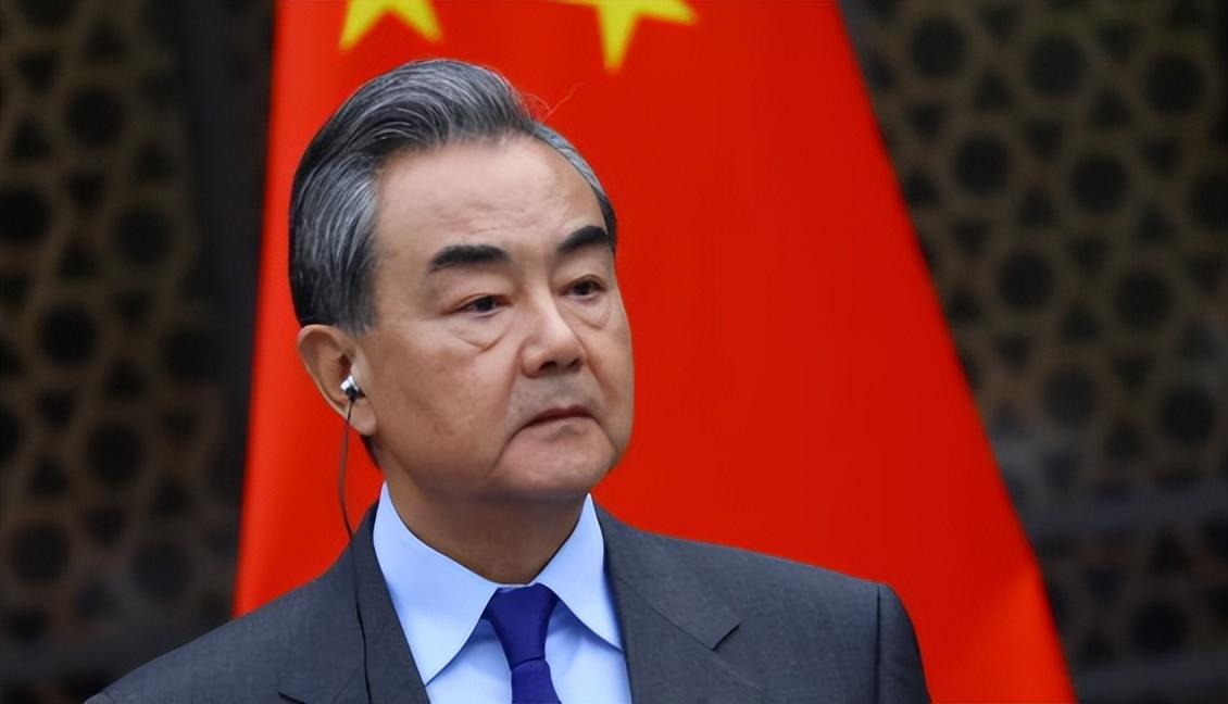 王毅发声，中国摊牌：两件事讲明白了，统一这事再也不藏着掖着12月29日一早，