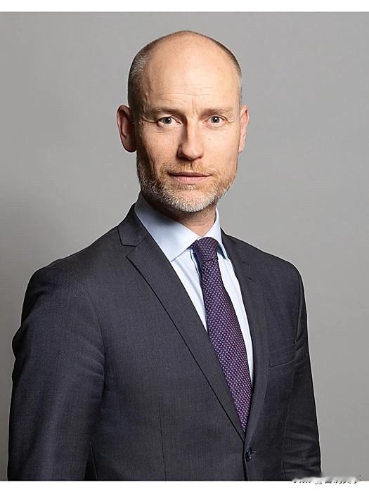 坐不住了！英国表态！针对美国总统特朗普指控英国广播公司（BBC）纪录片造假，并