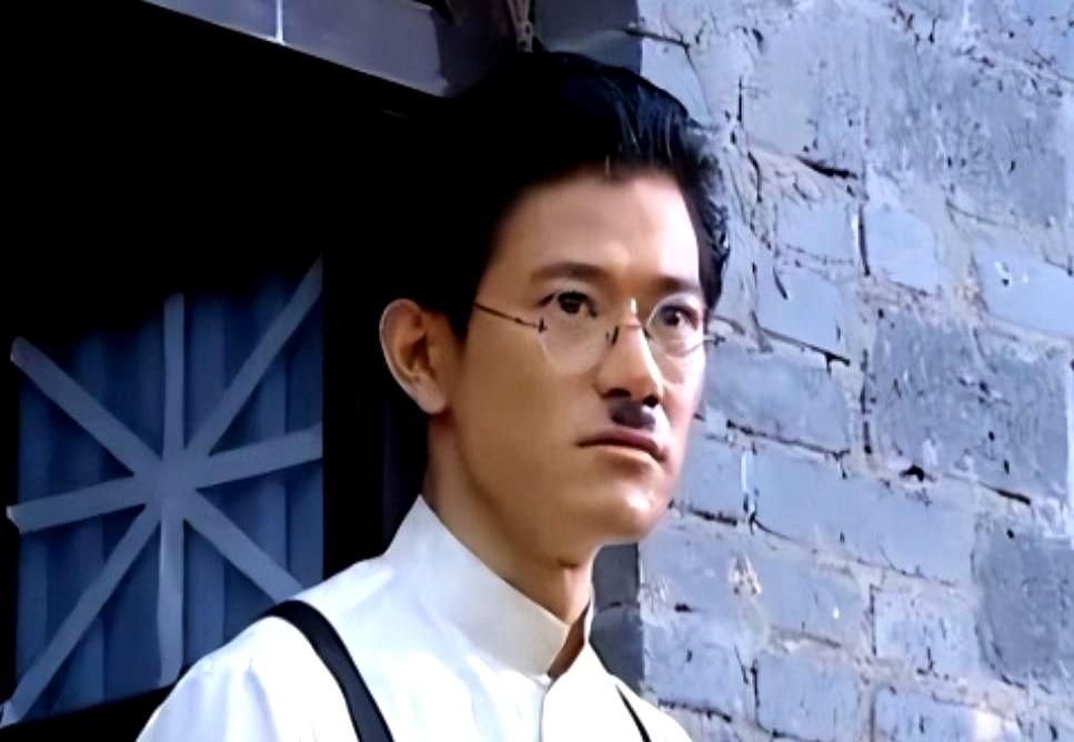 26年，还是没能完全成为“自己人”。日本演员矢野浩二，在中国娶妻生女，女儿入
