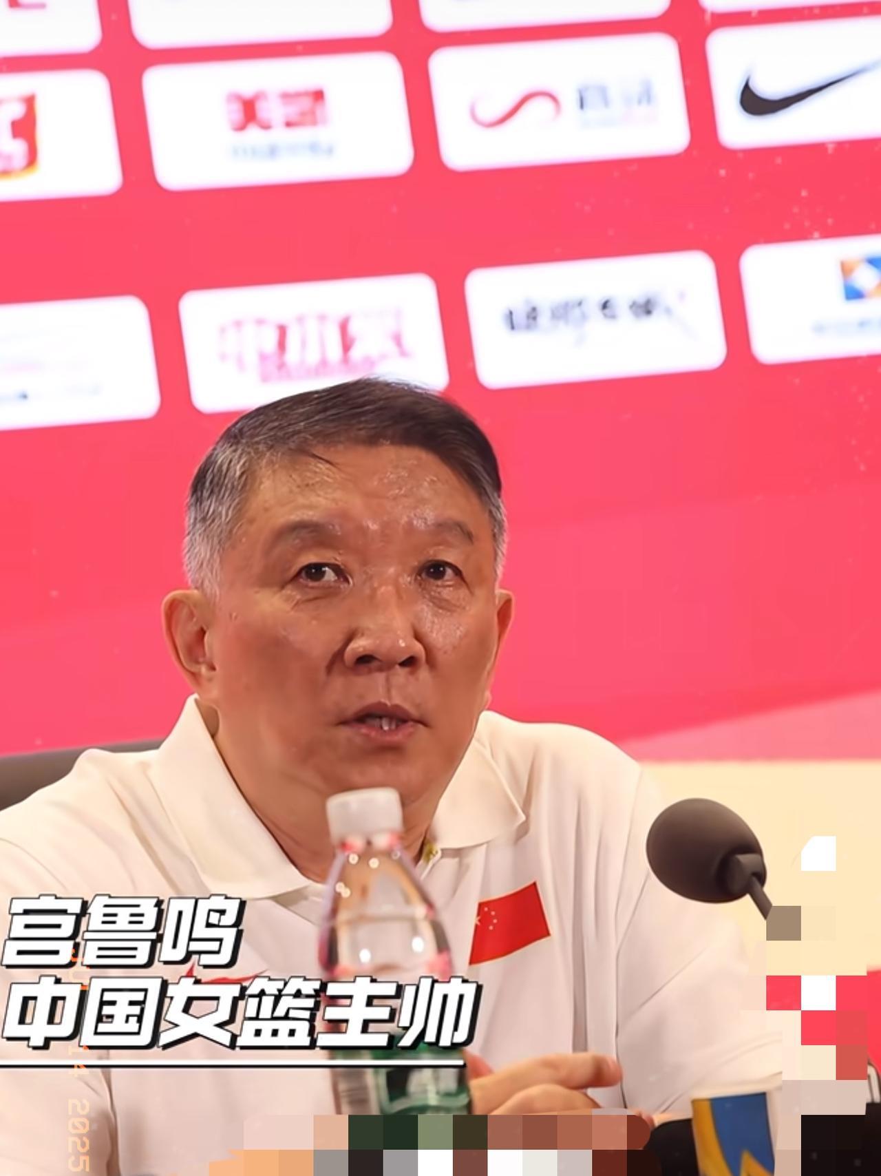 国家队可不是养老院！忍不住灵魂拷问中国篮协：为啥罢免带队拿下世界杯亚军、亚洲杯