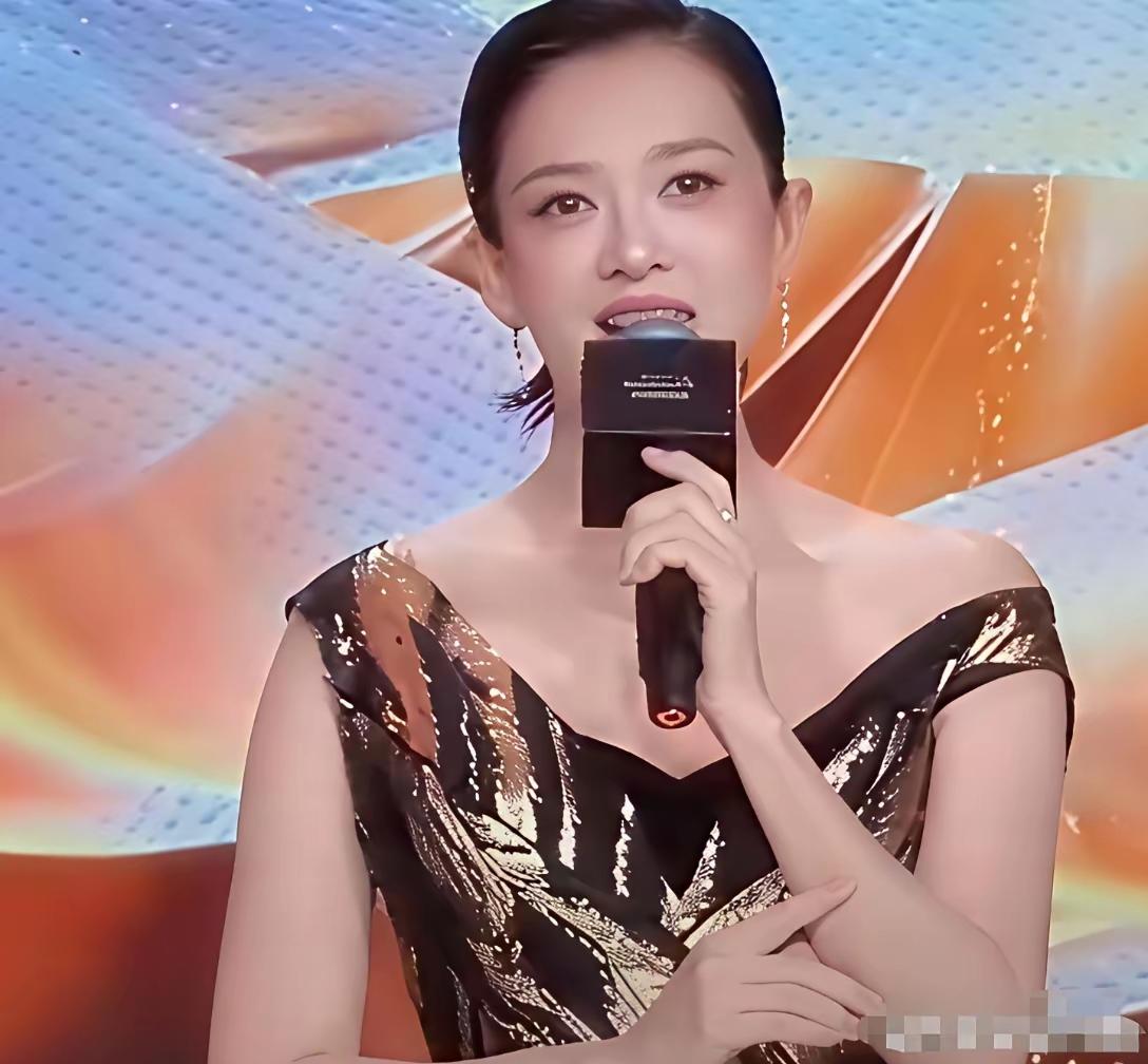 章子怡是妥妥的人生大赢家，这辈子总算没白活，值了。