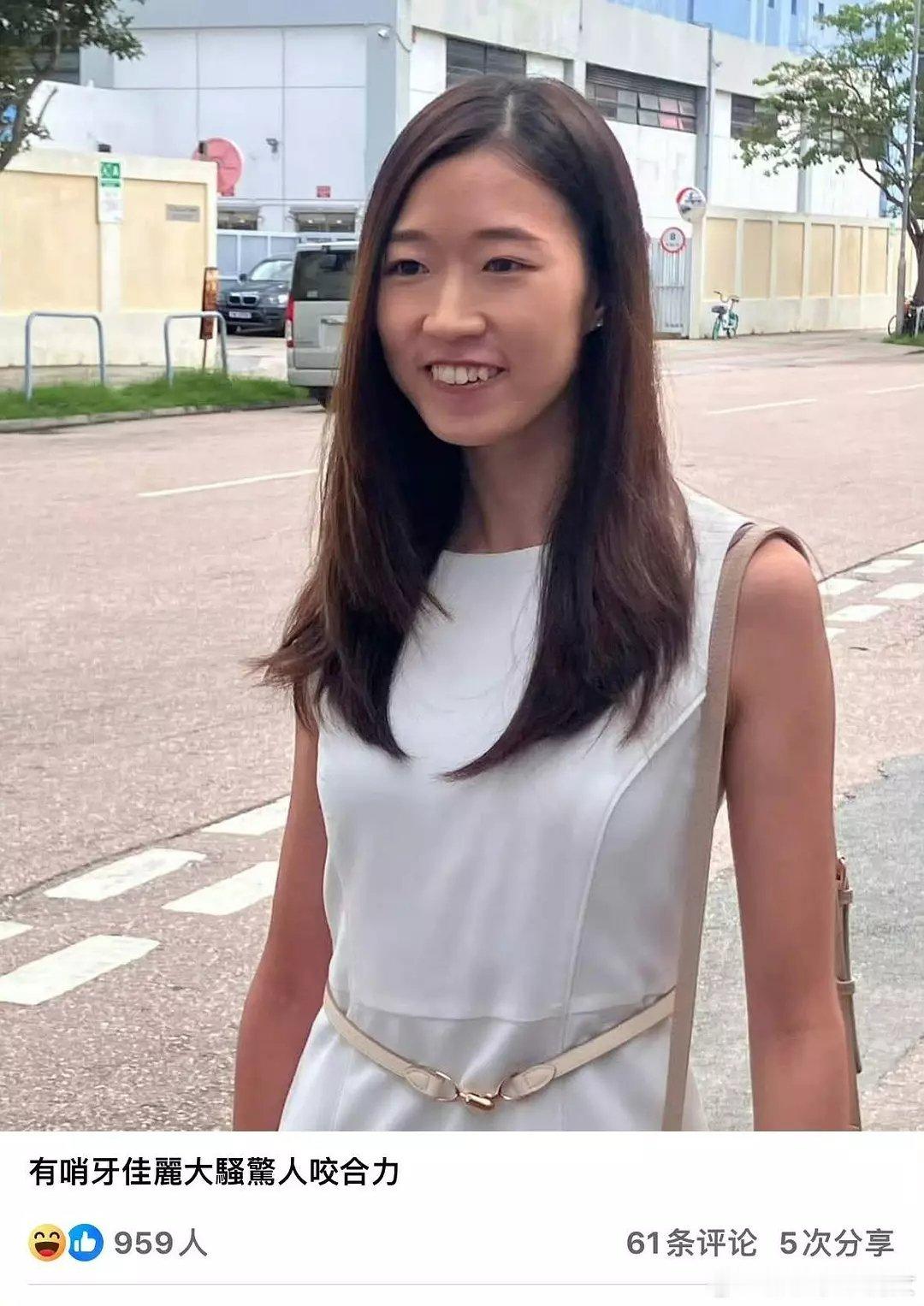 港媒嘴还是这么欠啊……港姐评选越来越没看头，但是港媒的嘴真的一如既往很有看点[笑