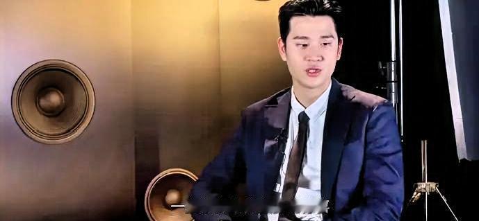 周兴哲被淘汰后接受采访，说了一句：“从惊讶到接受，我只花了五秒。”我跟你说，