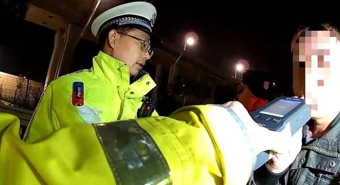 济南一男子曾因酒驾被查过一次, 如今又涉嫌醉驾