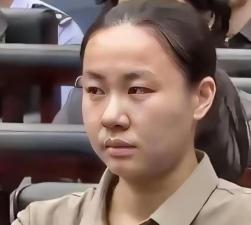 29岁，注射前还在笑。这个女人，到底什么来头？她叫明珍珍，云南临沧耿马人，
