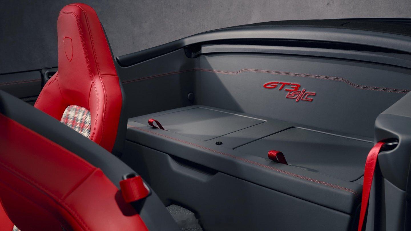 保时捷ExclusiveManufaktur部门为911GT3S/C提供