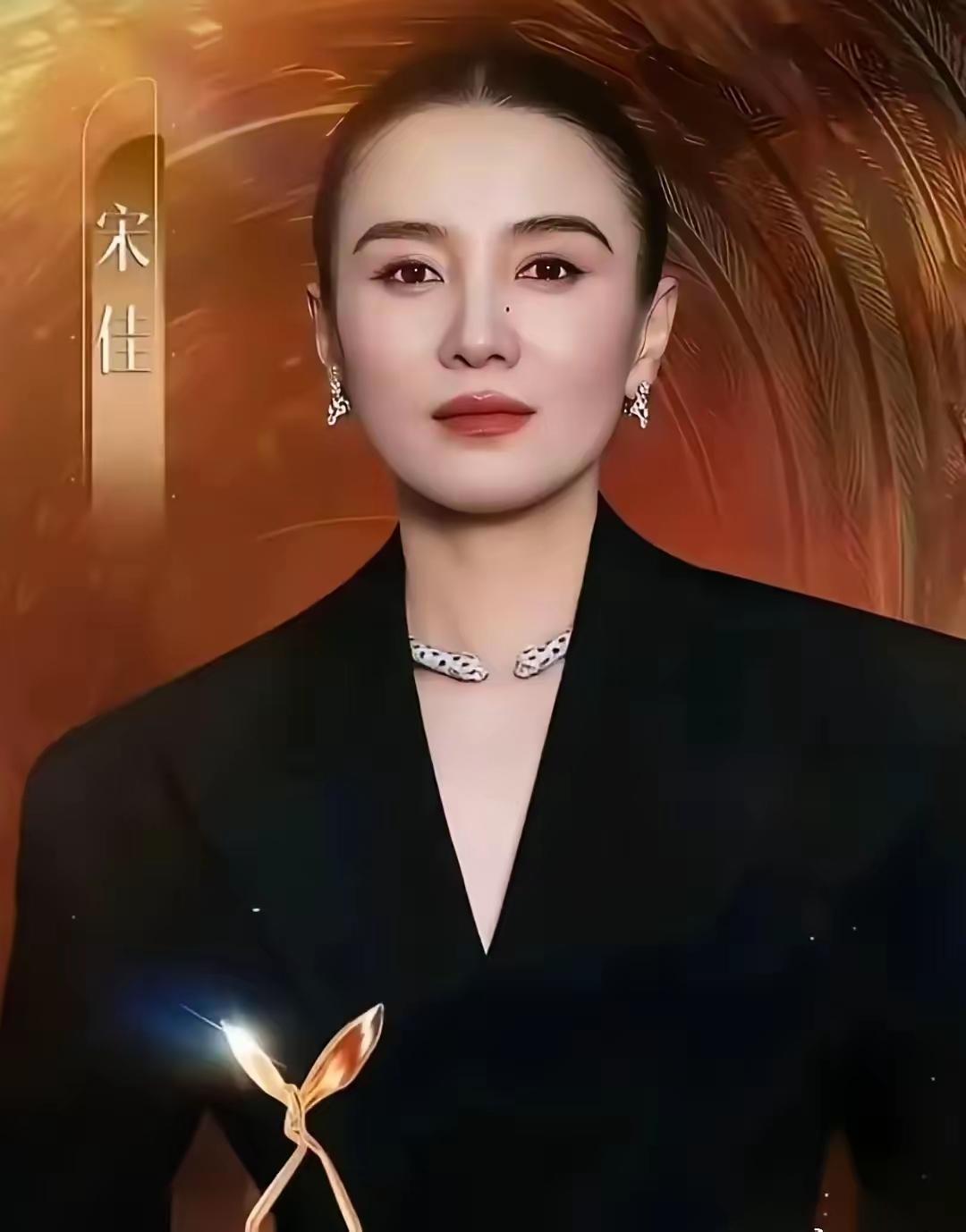 湖南台拿了一个大包袱！今年的金鹰节不声不响的开完了。说实话，我是昨天才知道，