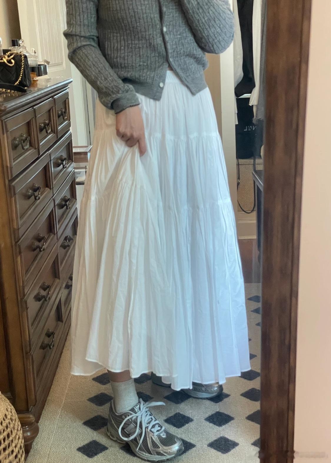 果然鞋子没有最好看只有更好看这双风很大的1906刷到了好多次最后还是在Netsh