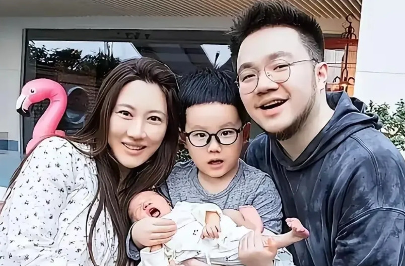信不信，巴图和父亲英达的恩怨，会在儿子这辈儿做个了结。现在，英达作何努力都白搭，