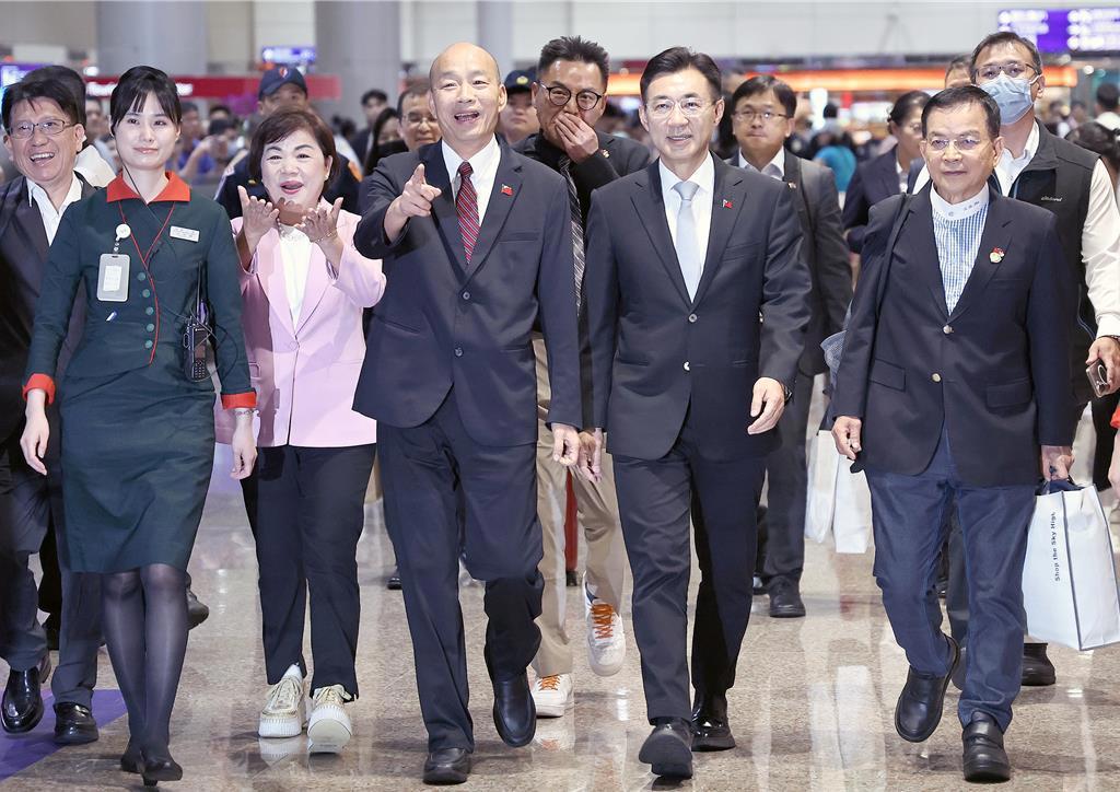 一无所获，台湾很失望。6月27号晚上9点半，台湾地区立法机构负责人韩国瑜搭乘
