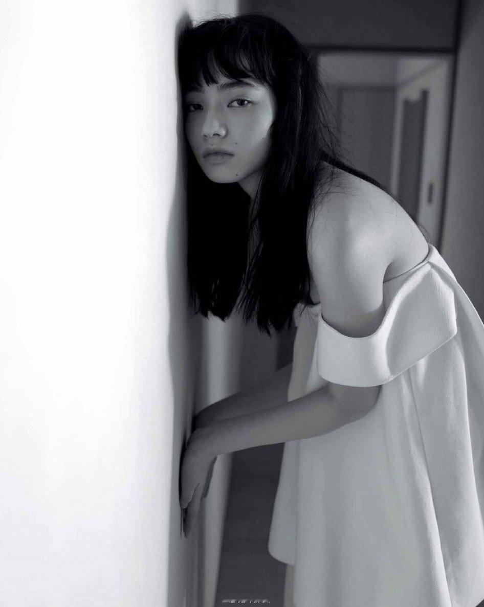 日娱新闻小松菜奈小松菜奈相关杂志。