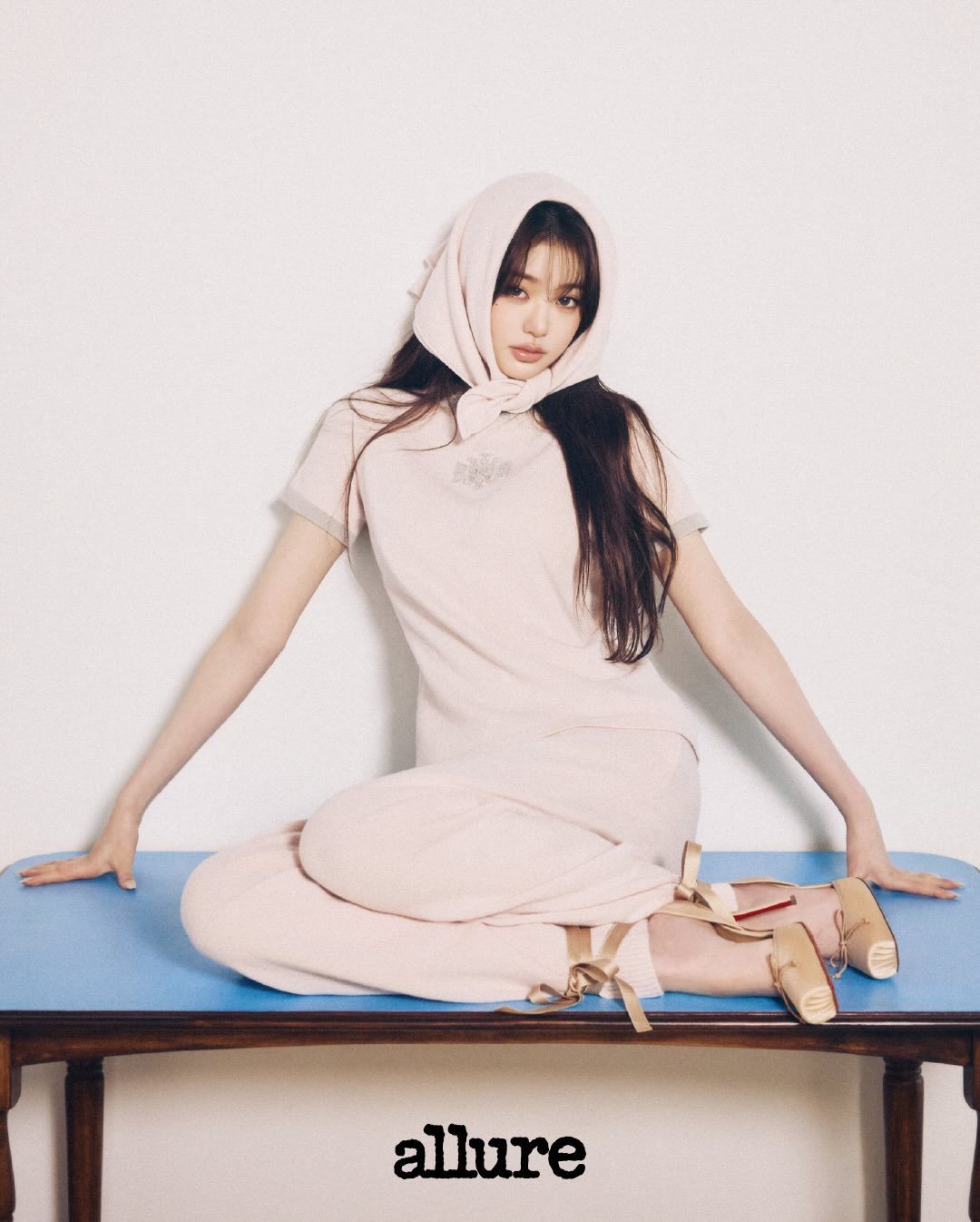 张元英最新物料，Ins更新🤍