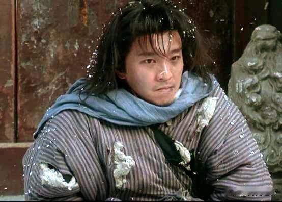 历史上苏乞儿真有其人，他原名苏灿，他本来是当地家境优渥的武馆子弟，武功底子扎实