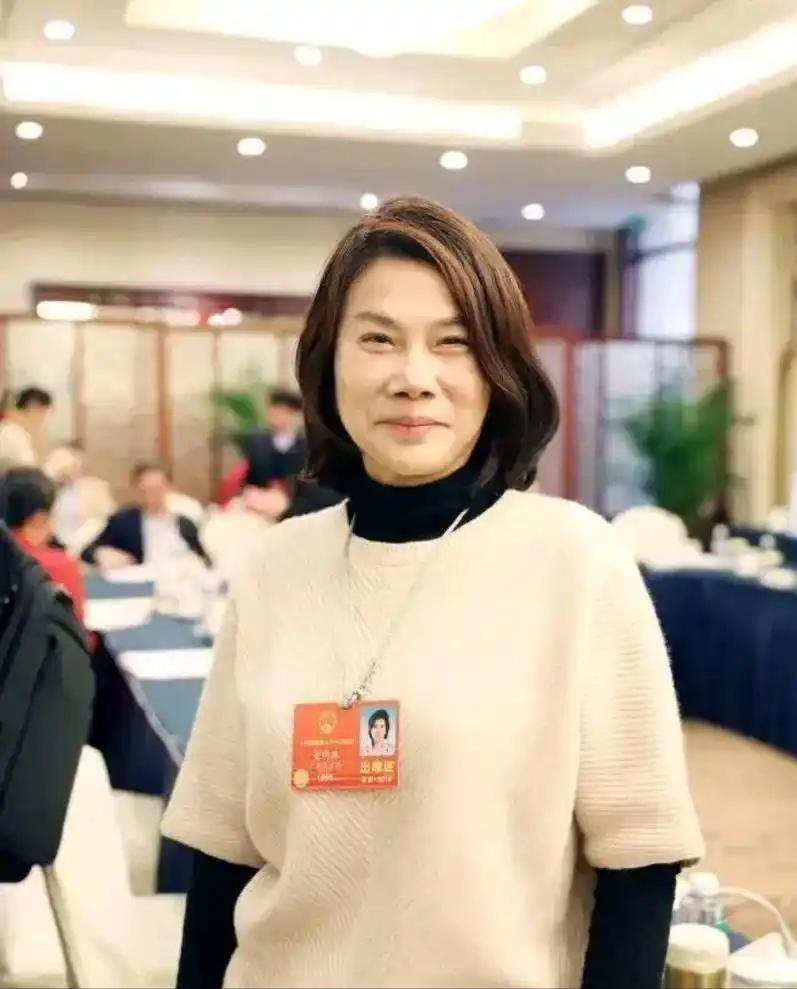 万万没想到，当年第一个把个税起征点拉到5000元的董明珠不仅没消停，反而连续在两