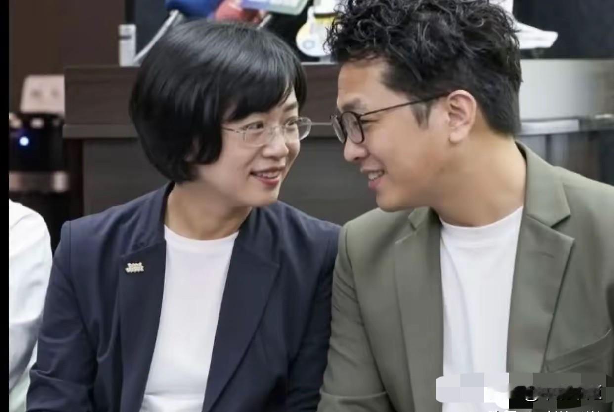 民进党新北市长参选人苏巧慧今（25日）在社媒发文表示，中秋节大家都在烤肉吧？20