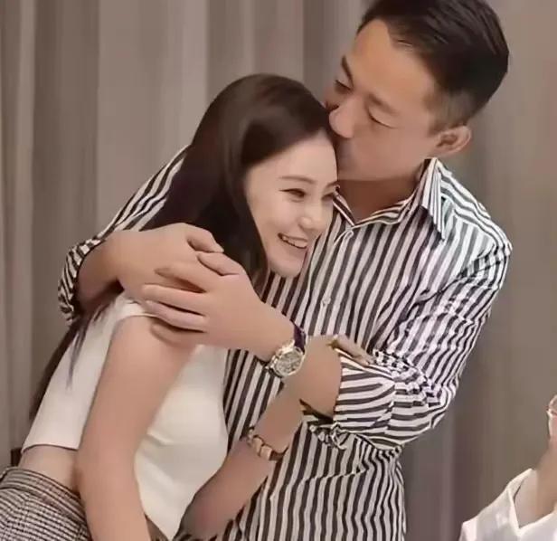 虽然汪小菲和马筱梅旗鼓相当，但是，汪小菲会想要一个被前夫出示检察机关文书锤实了的