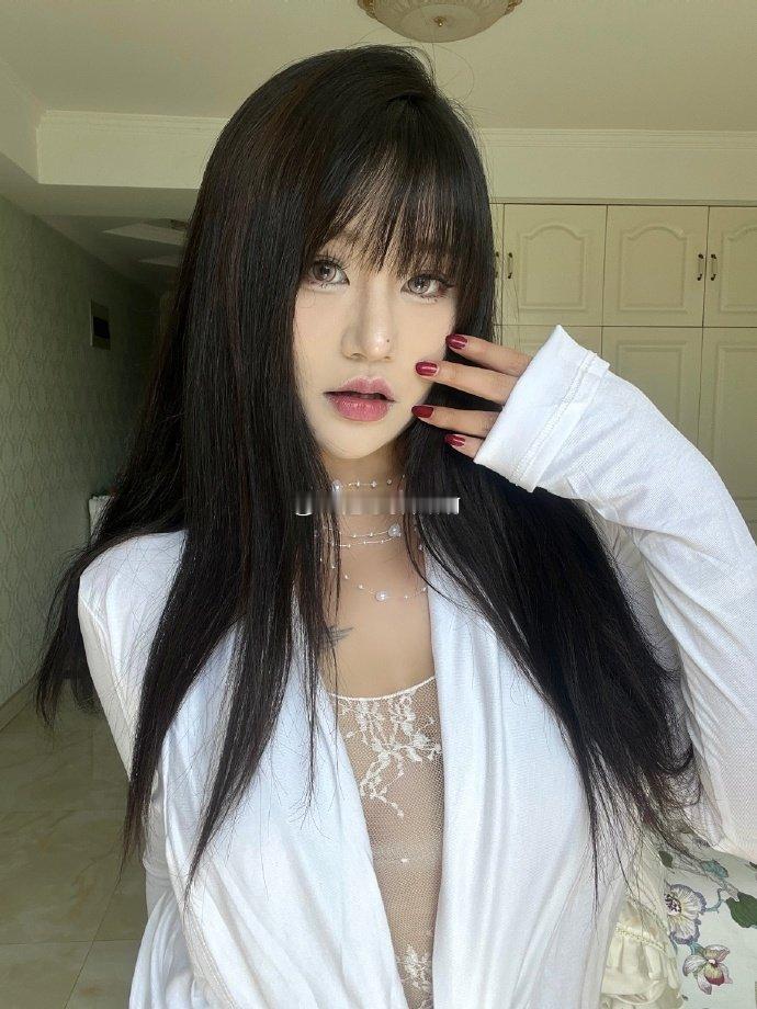 像我这样的女人就是会有人前仆后继的来爱我