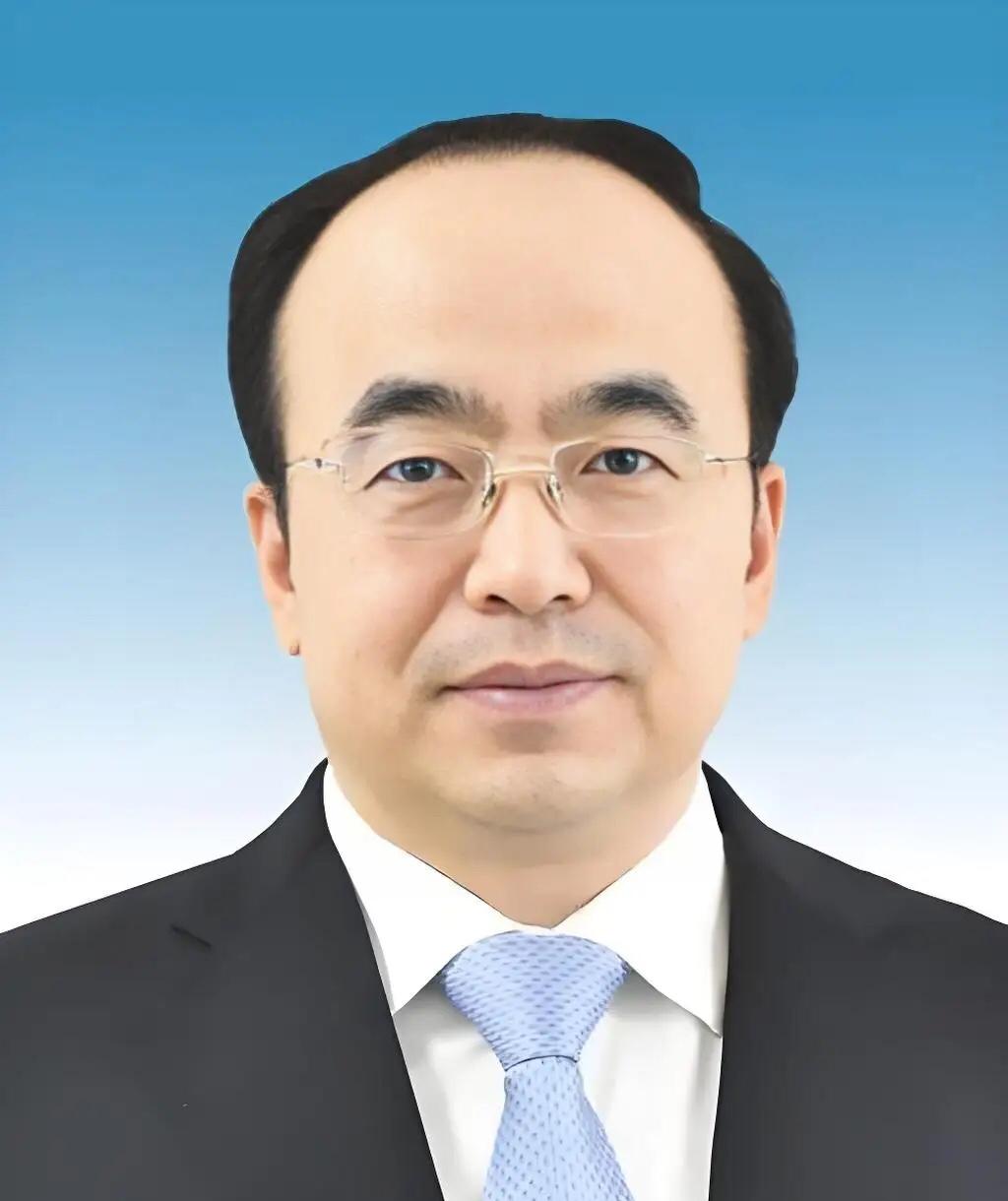 刚看到今天官宣被查的徐延彬的职位，因为不了解他，不以为然。随后，我又查看了一些资